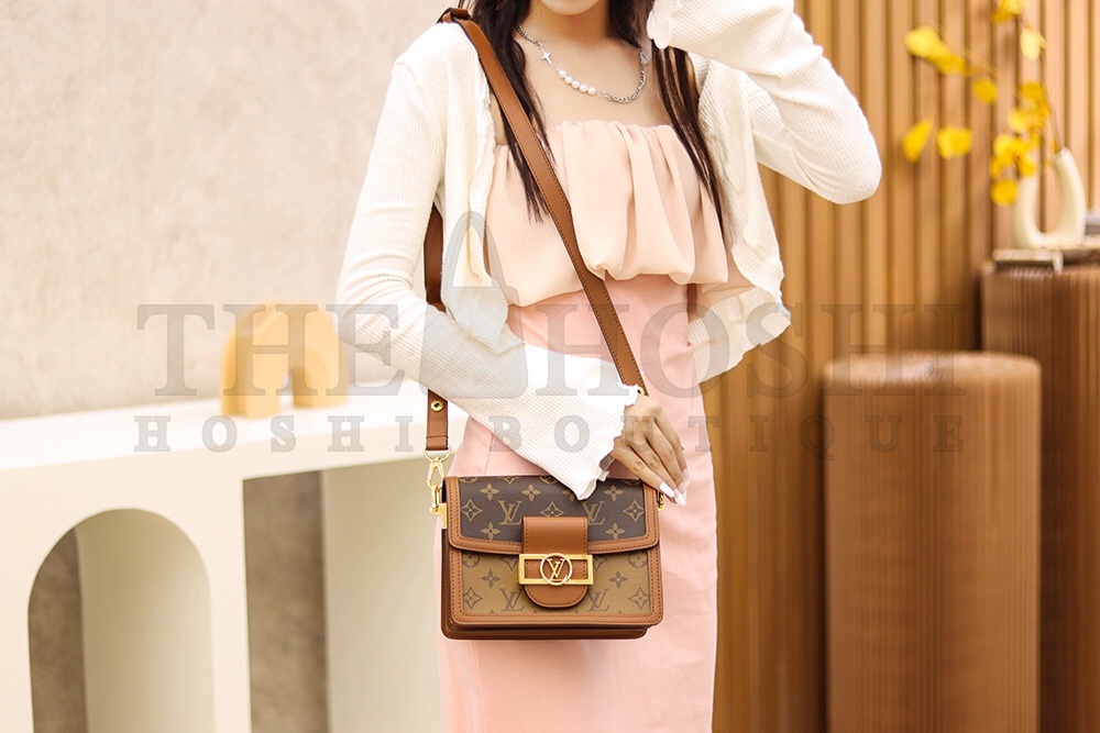 L0vis Vvtt0n LV Women Mini Dauphine Handbag in Monogram Canvas-Brown M44580 Master Quality