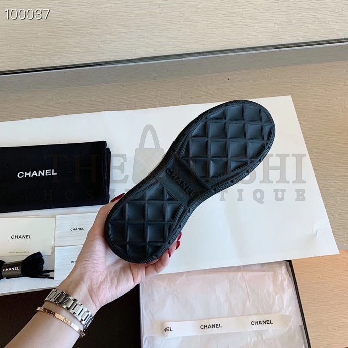 Ch**el Women Sneakers in Velvet Calfskin &amp; Mixed Fibers 1 cm Heel-Beige Master Quality