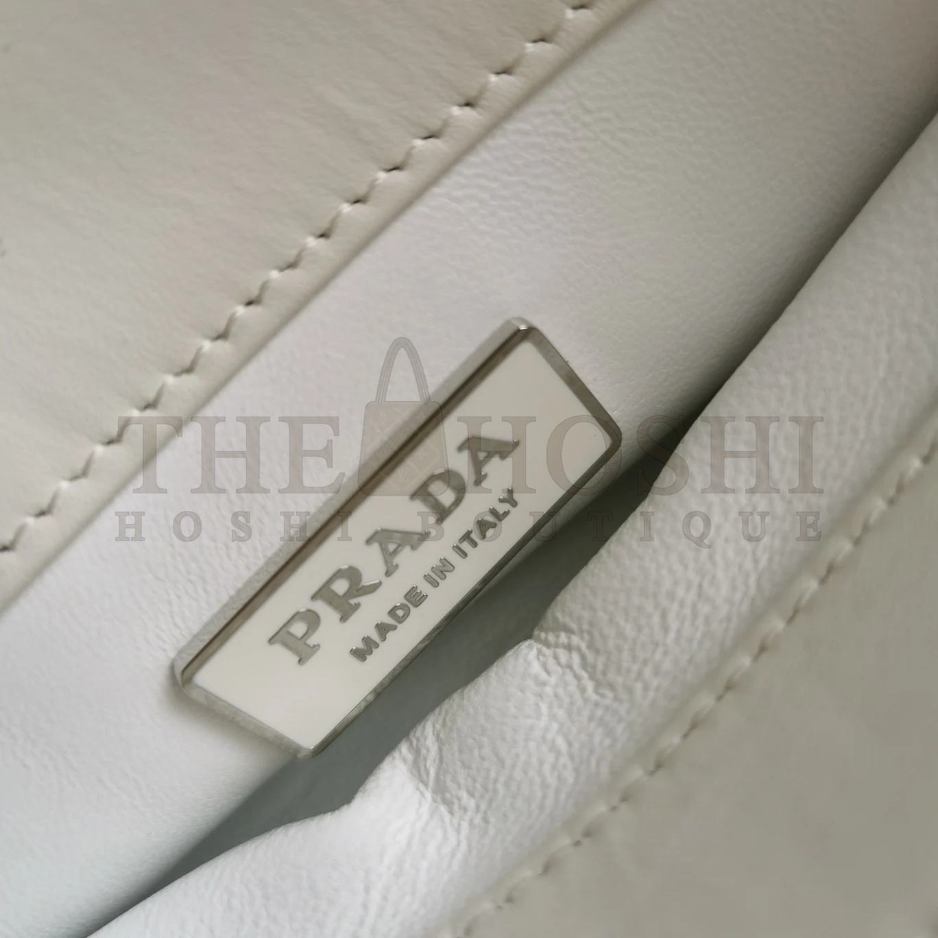 Pra*a S*pernova Small Shoulder Bag In White Calfskin Master Quality