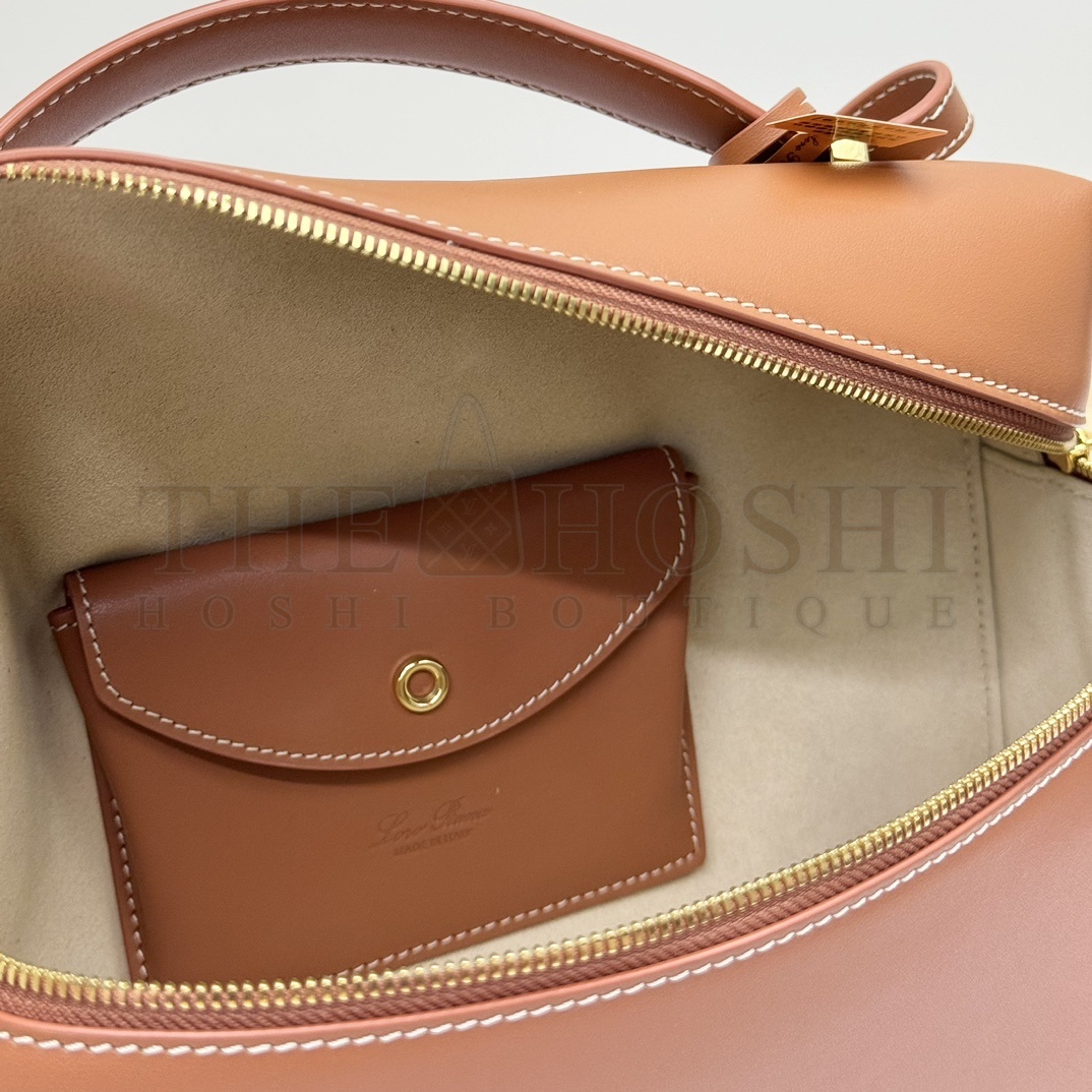 L0r0 P1ana Extra Bag L27 in Leather with Gold Hardware Size 27x16x10cm Master Quality