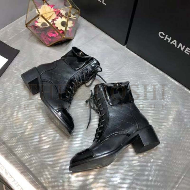 Ch**el Women Patent Calfskin &amp; Crumpled Calfskin Ankle Boots-Black Master Quality
