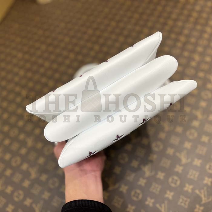 L0vis Vvtt0n LV SKI Women Coussin BB Handbag Gray Lambskin Calf-Leather Master Quality