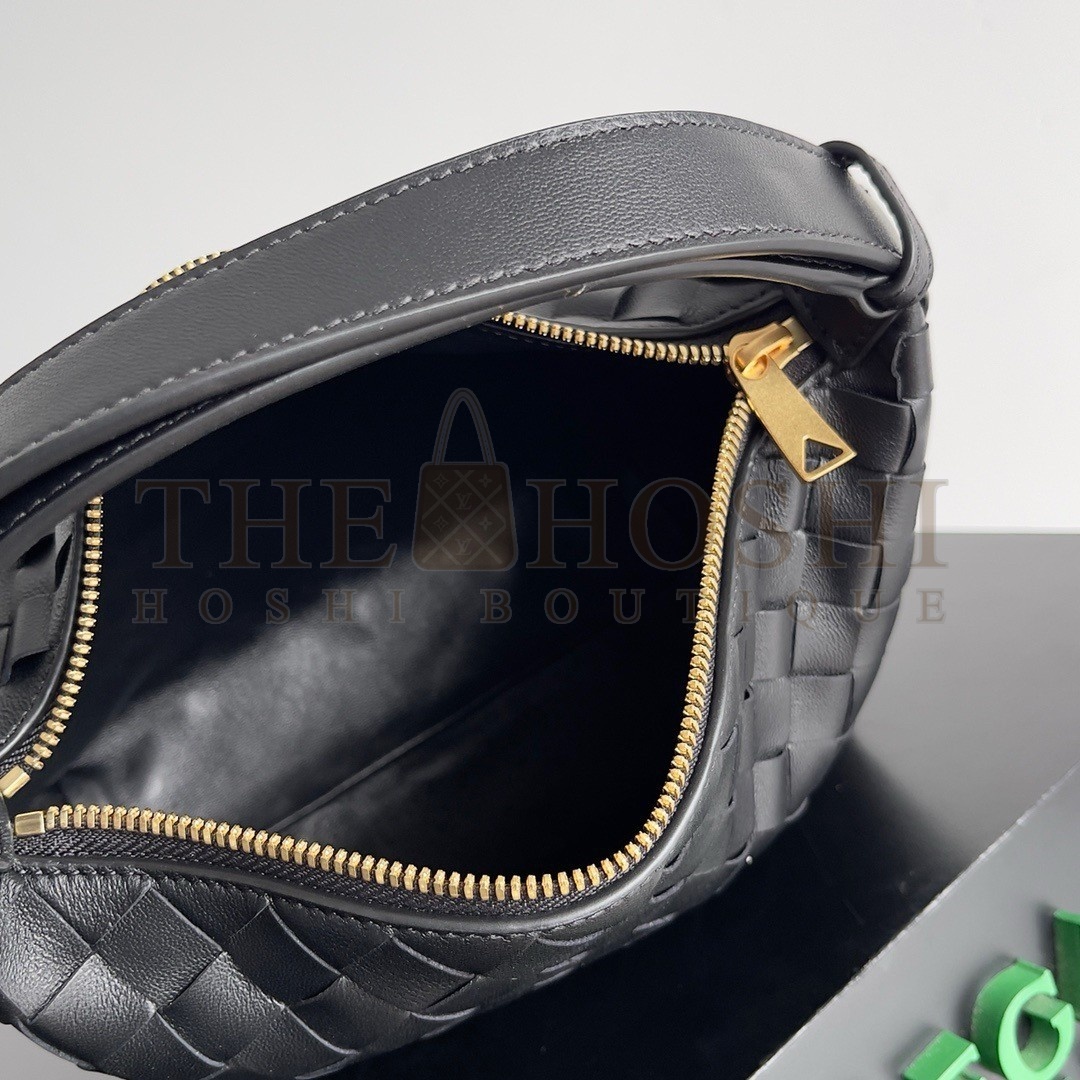 B0tt*ga Ven*ta Mini Wallace Bag in Black Intrecciato Calfskin Master Quality