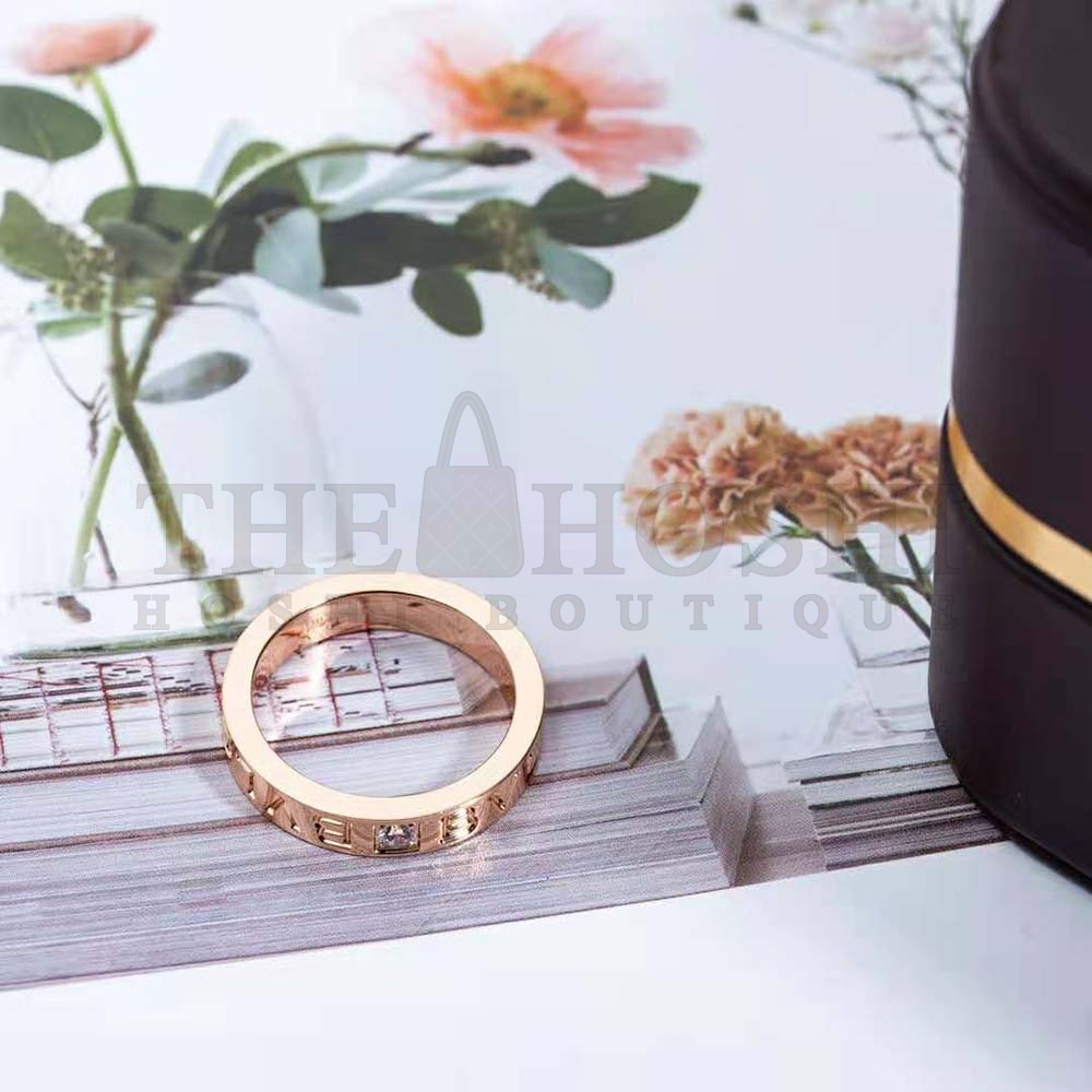 Bv1g*ai Women Bv1g*ai Bv1g*ai Ring 18 KT Rose Gold Ring with D1am0nd Master Quality
