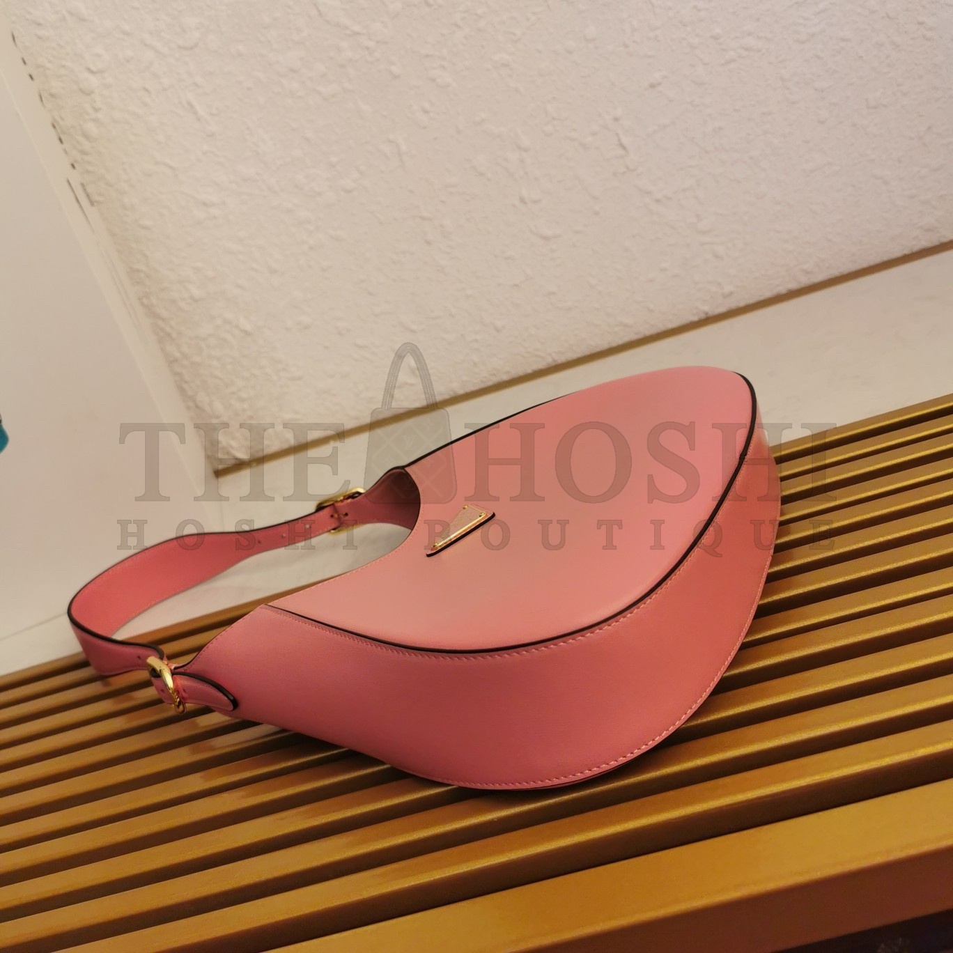 Pra*a Shoulder Bag in Pink Leather Master Quality