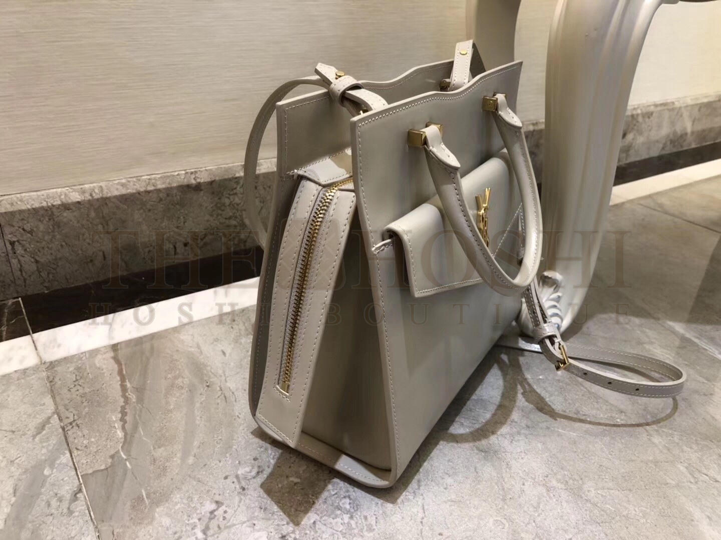 Sa1nt Lau*nt Uptown Small Tote In Blanc Smooth Leather Master Quality