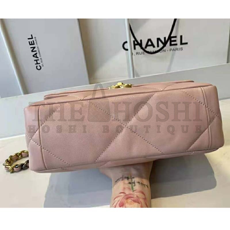 Ch**el Women Ch**el 19 Flap Bag Lambskin Gold Silver-Tone Ruthenium-Finish Metal Light Pink Master Quality