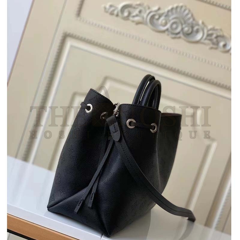 L0vis Vvtt0n LV Women Bella Tote Black Mahina Perforated Calfskin Master Quality