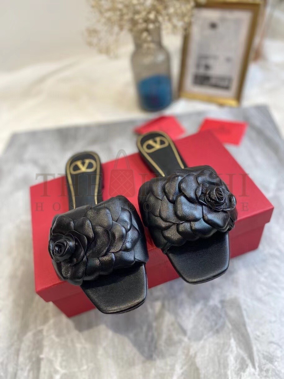 Va1e*ntin0 Atelier Shoes 03 Rose Edition Slides Sandals Black Master Quality