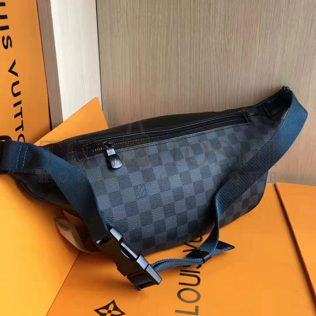 L0vis Vvtt0n LV Men Discovery Bumbag in Damier Graphite Canvas-Grey Master Quality