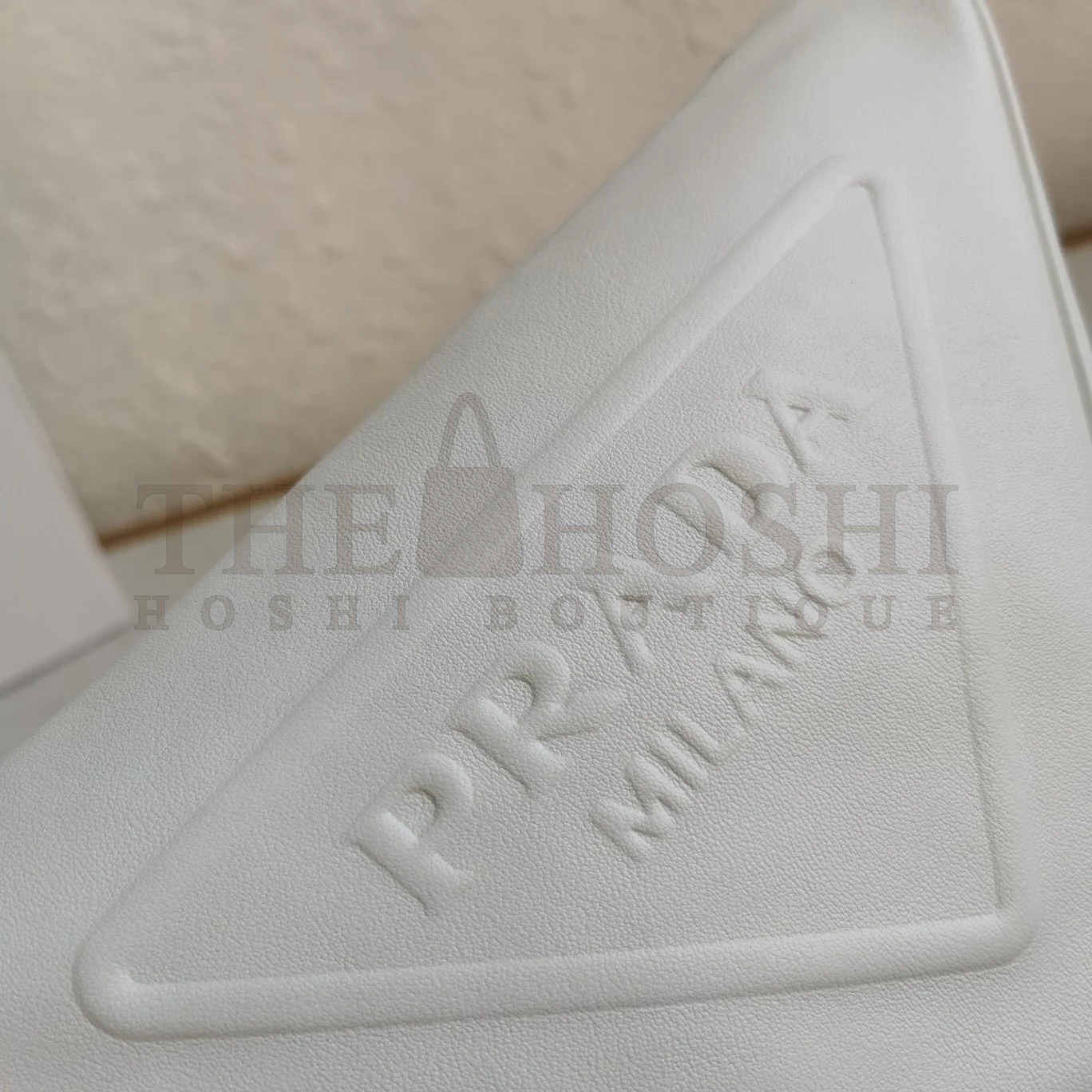 Pra*a Triangle Shoulder Bag In White Calfskin Master Quality