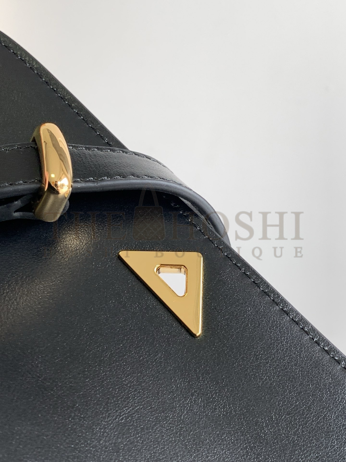 Pra*a Shoulder Bag in Black Smooth Calfskin Master Quality