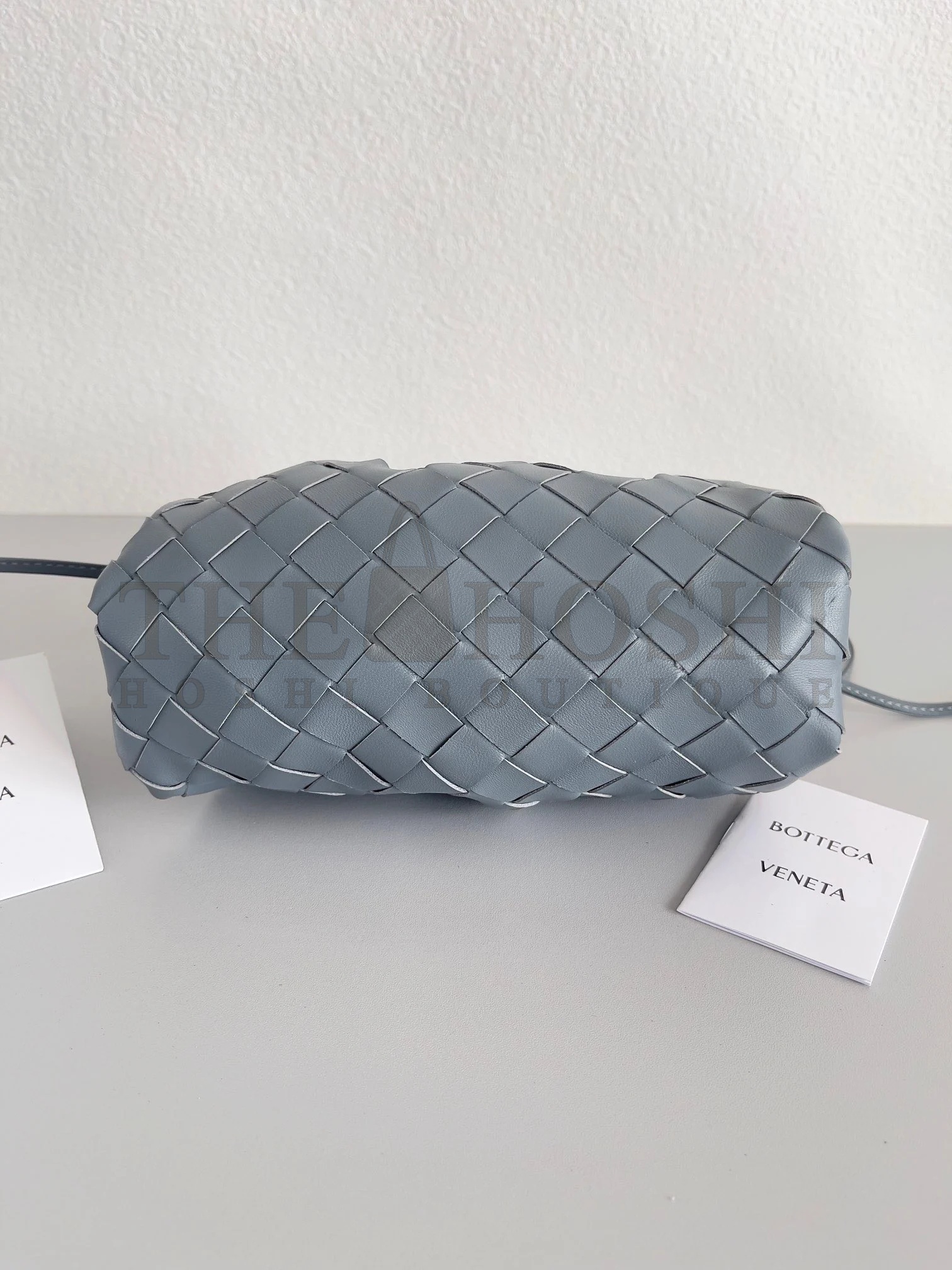 B0tt*ga Ven*ta Mini Pouch with Strap in Thunder Intrecciato Lambskin Master Quality