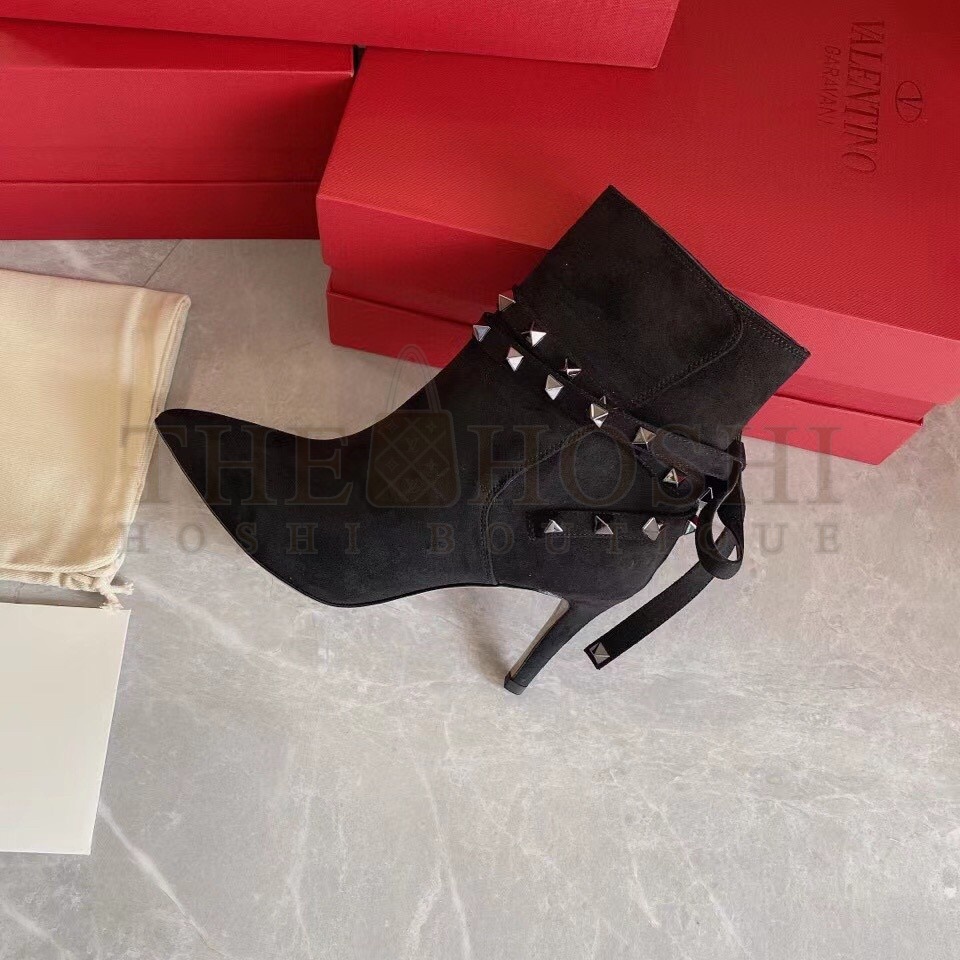 Va1e*ntin0 Rockstud Flair 85MM Ankle Boots In Black Suede Master Quality