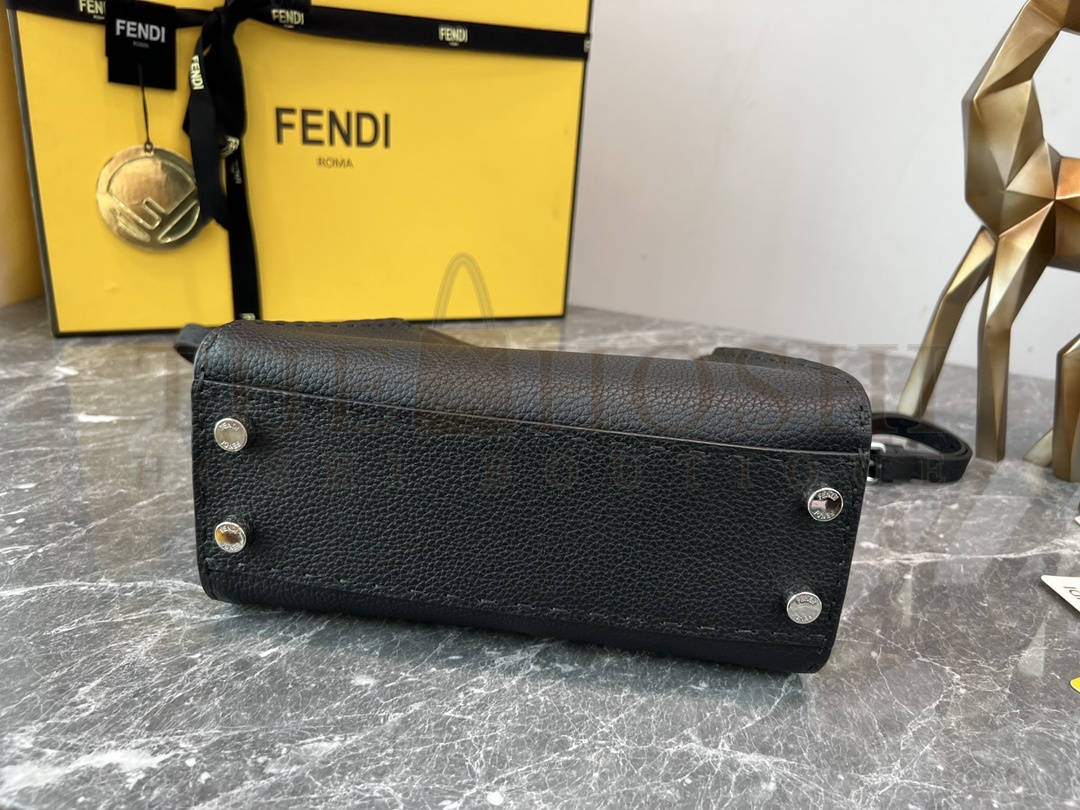 F**di PEEKABOO bag size:23*11*18cm Master Quality