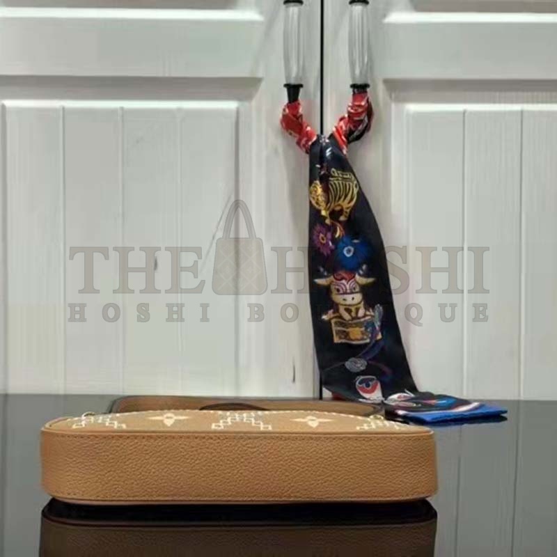 L0vis Vvtt0n LV Women Easy Pouch On Strap Beige Monogram S*pple Grained Cowhide Master Quality