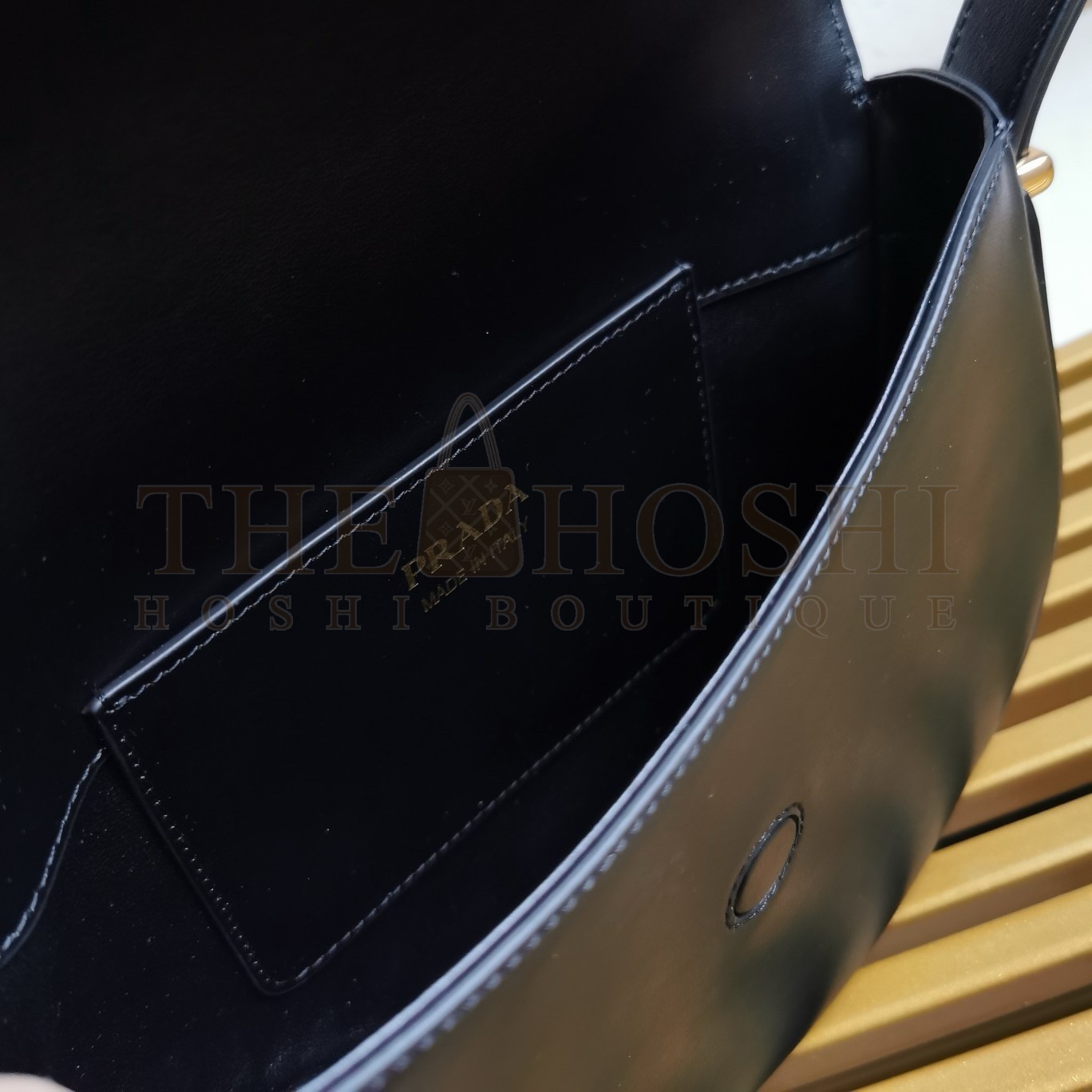 Pra*a Arque Shoulder Bag with Flap in Black Leather Master Quality