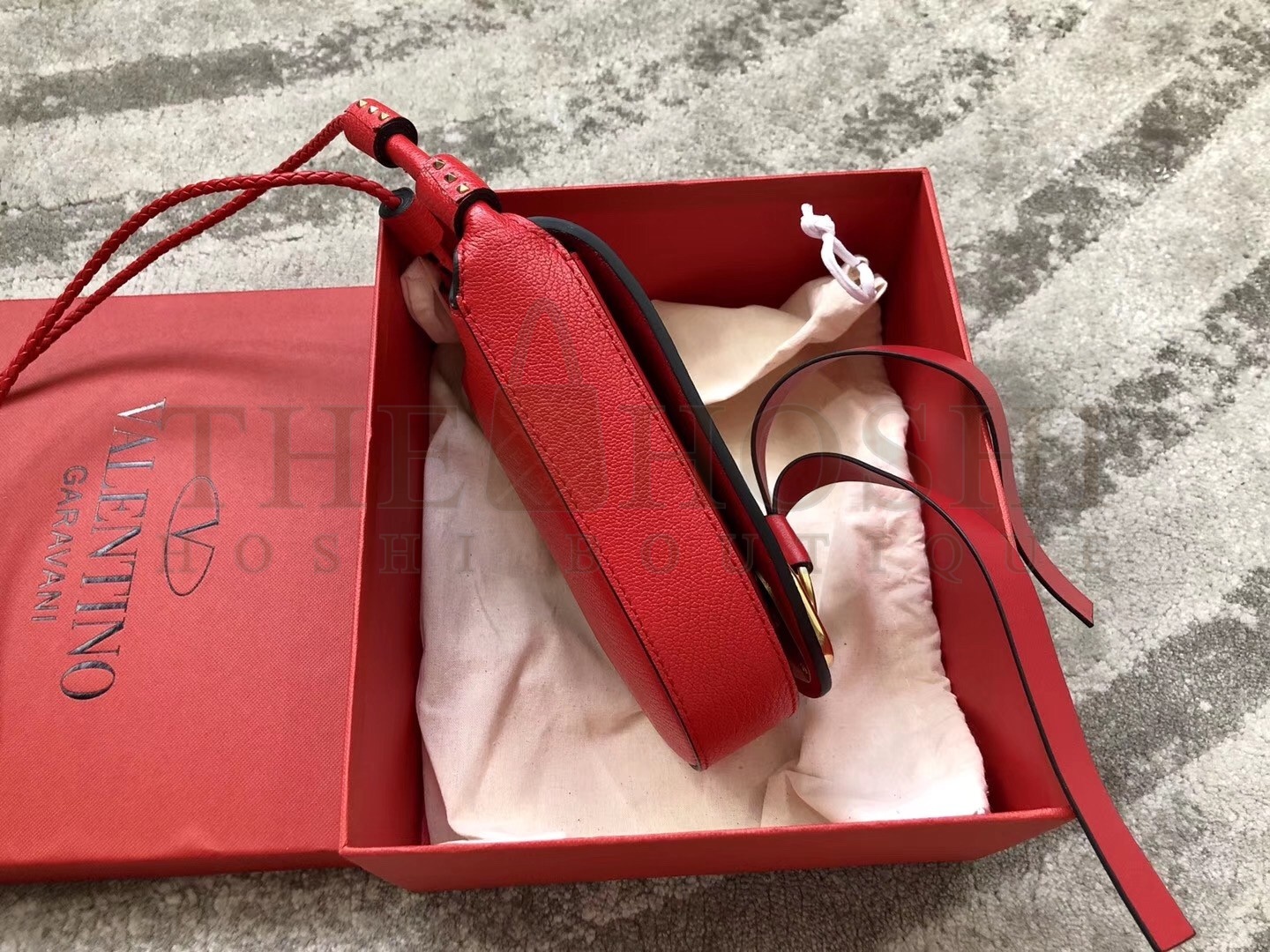 Va1e*ntin0 Small Vring Crossbody Bag In Red Goatskin Master Quality
