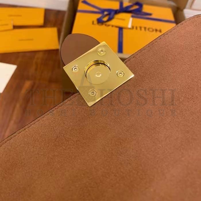 L0vis Vvtt0n LV Women Locky BB Bag Brown Monogram Coated Canvas Smooth Cowhide Master Quality