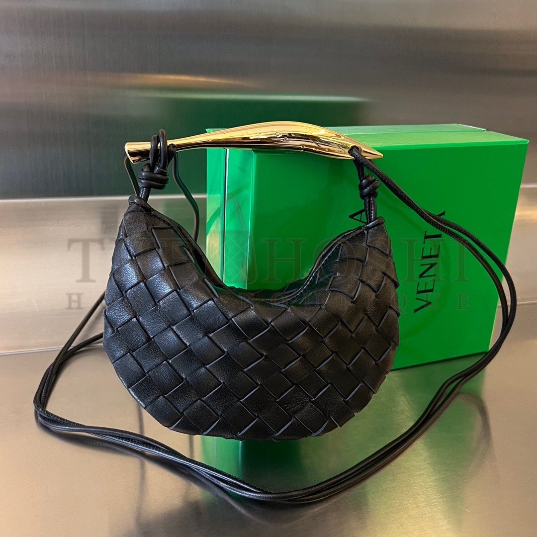 B0tt*ga Ven*ta Sardine Mini Bag In Black Intrecciato Lambskin Master Quality