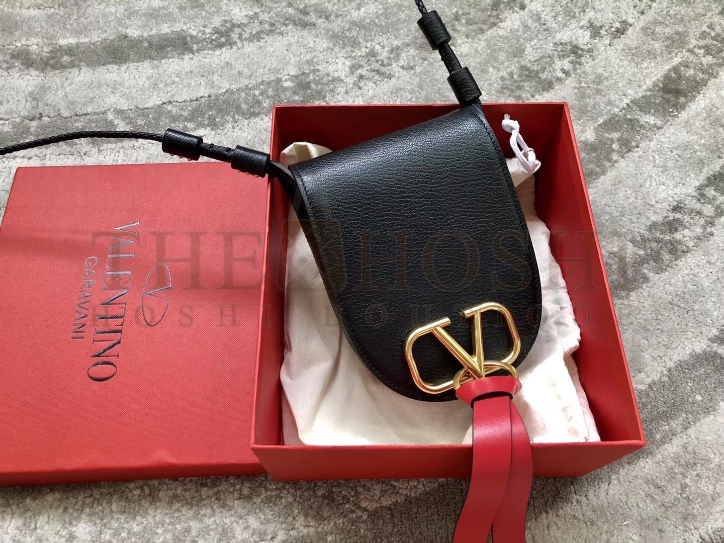 Va1e*ntin0 Small Vring Crossbody Bag In Black Goatskin Master Quality