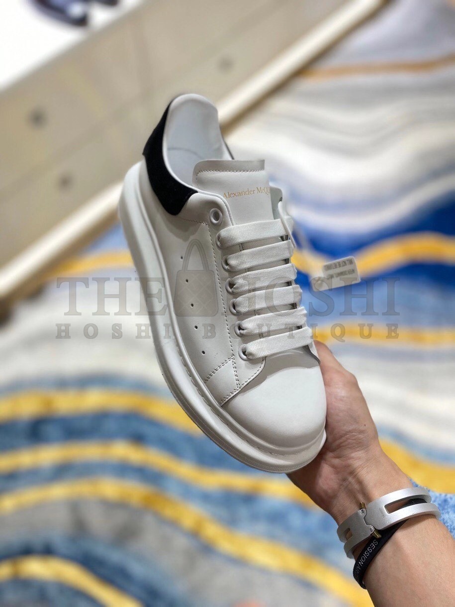 A1exa*der Mcqv*en Men