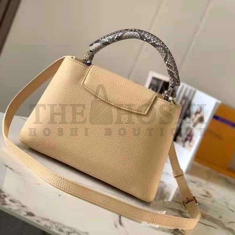 L0vis Vvtt0n LV Women Capucines MM Handbag Grey Taurillon Cowhide Master Quality