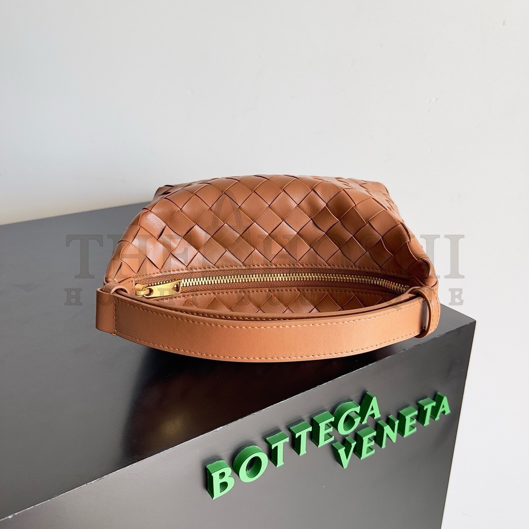 B0tt*ga Ven*ta Mini Wallace Bag in Brown Intrecciato Calfskin Master Quality