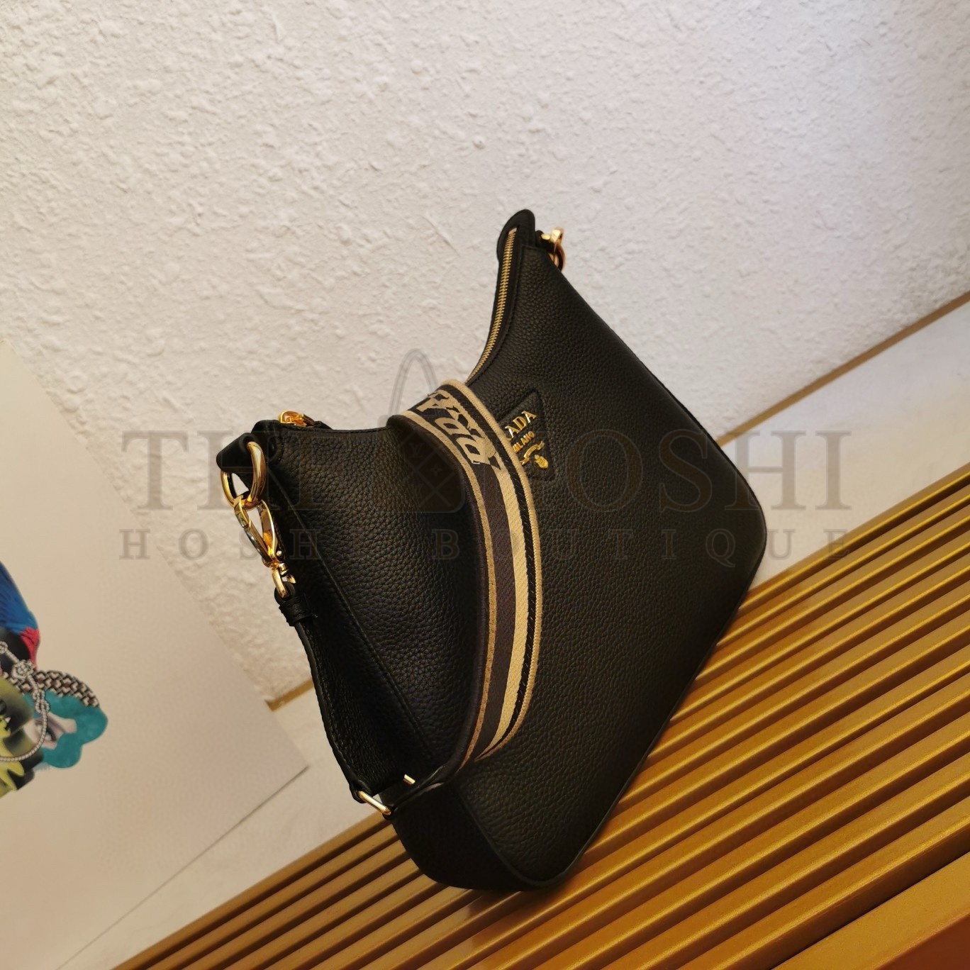 Pra*a Shoulder Bag in Black Grained Leather Master Quality