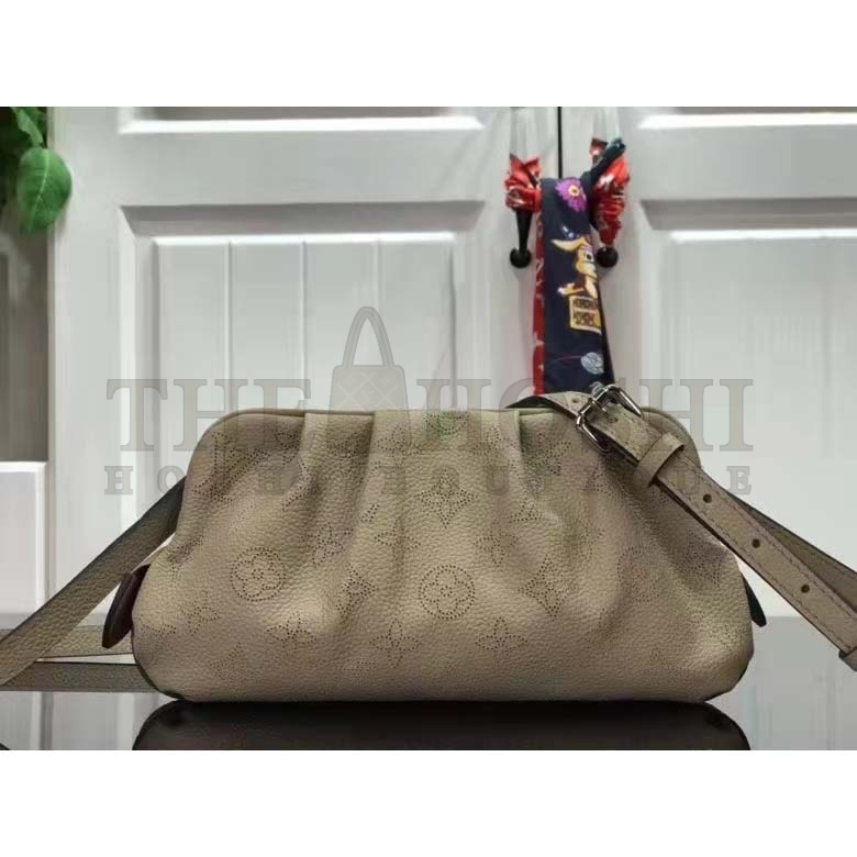 L0vis Vvtt0n LV Women Scala Mini Pouch Coquille Mahina Perforated Calf Leather Master Quality