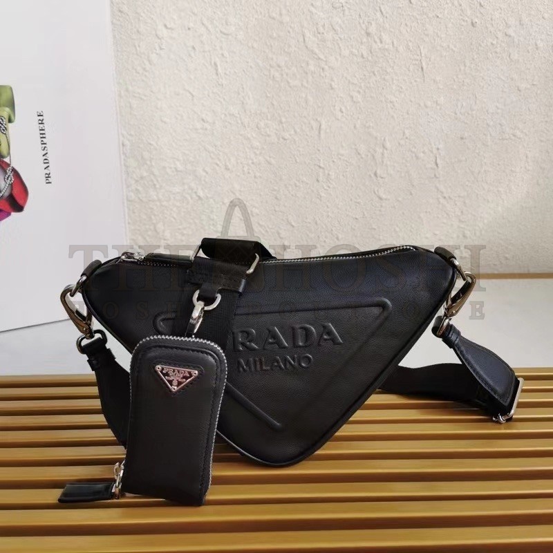 Pra*a Triangle Shoulder Bag In Black Leather Master Quality