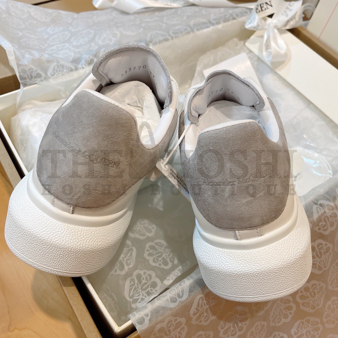 A1exa*der Mcqv*en Women