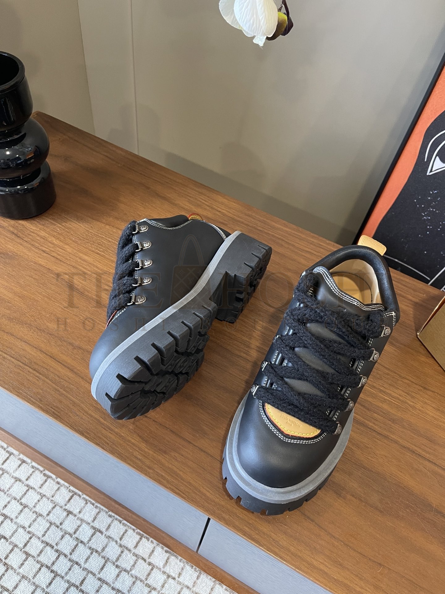 L0vis Vvtt0n LV 25 Remix Hiking Boots Calfskin Leather Rubber Sole 35-45 Master Quality