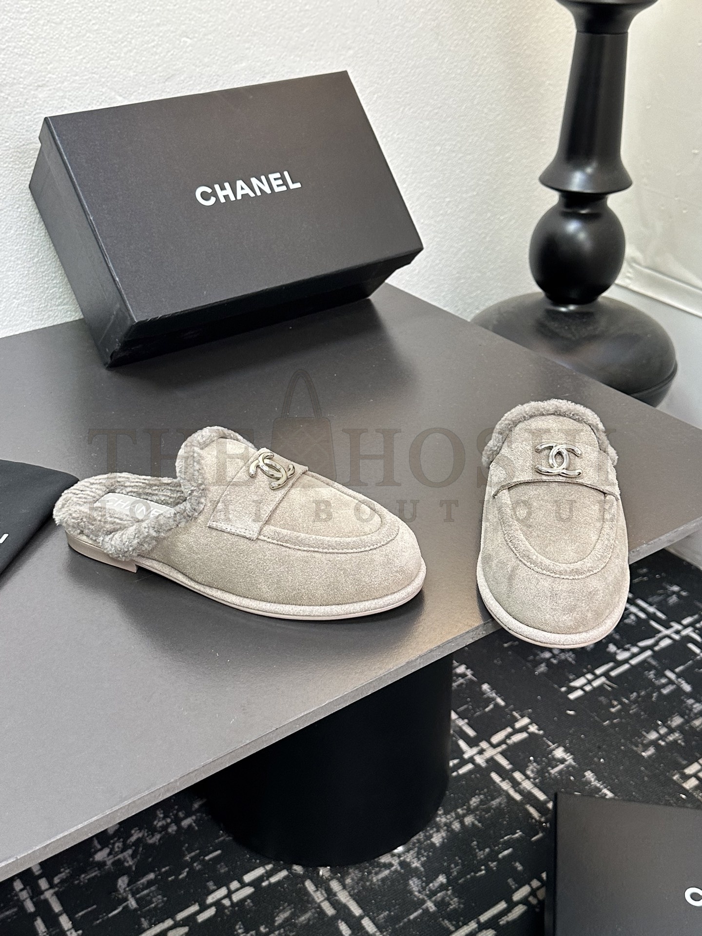 Ch**el CH 25K Fur Mule Slippers Suede Leather Shearling Lined 35-41 Master Quality