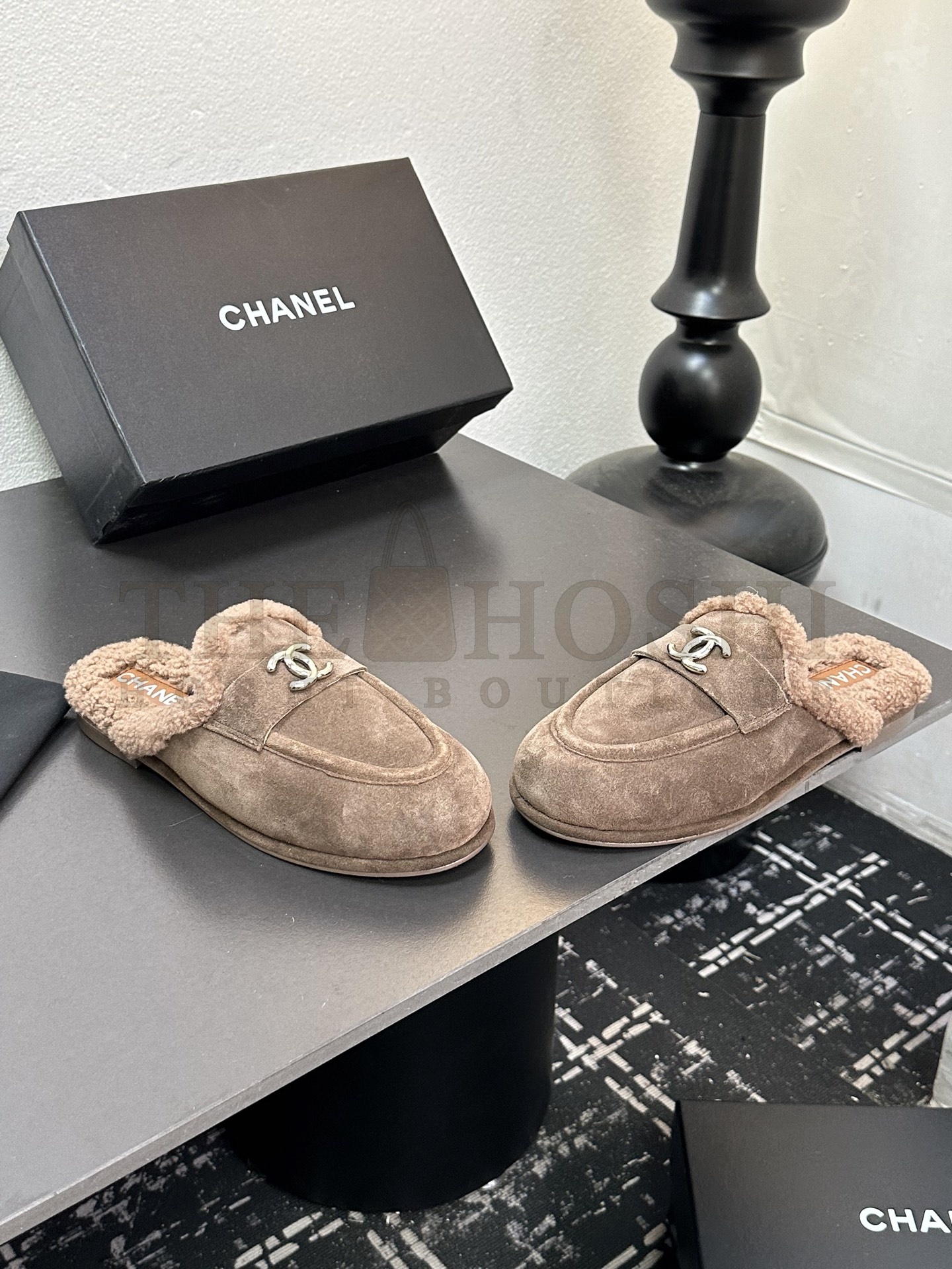 Ch**el CH 25K Fur Mule Slippers Suede Leather Shearling Lined 35-41 Master Quality