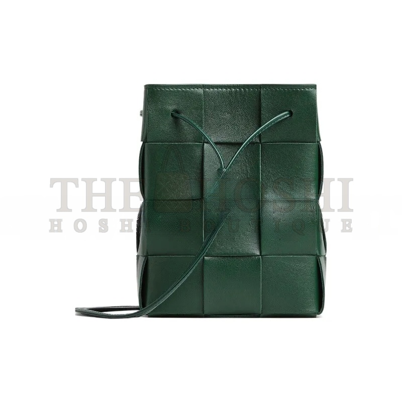 B0tt*ga Ven*ta LARGE CASSETTE BUCKE 680218VCQC43035 (18*14*14cm) Master Quality