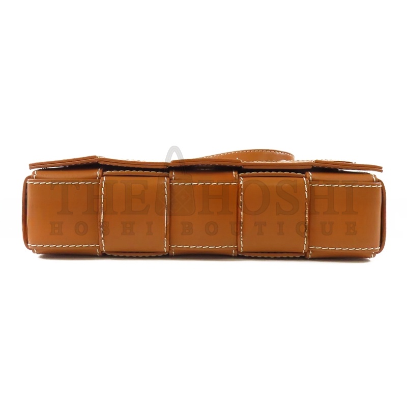 B0tt*ga Ven*ta LAMBSKIN LEATHER CASSETTE SHOULDER BAG WITH SILVER BUCKLE (23*14*5cm) Master Quality