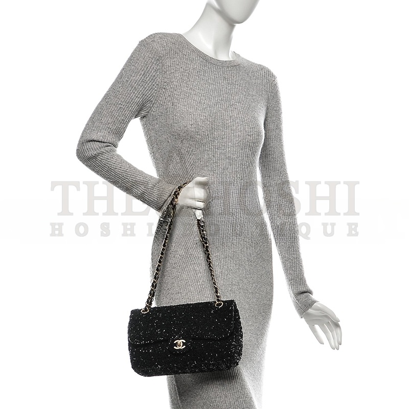 Ch**el SEQUIN EMBROIDERED MEDIUM FLAP BAG BLACK 189545 (25*16*6cm) Master Quality