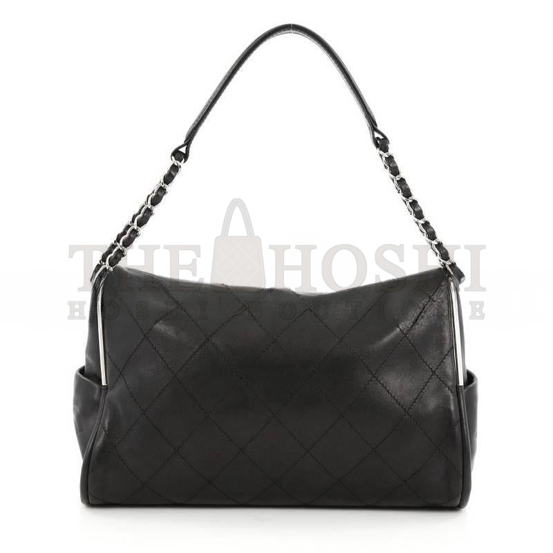 Ch**el ULTIMATE SOFT HOBO QUILTED LEATHER MEDIUM  (32*24*11cm) Master Quality