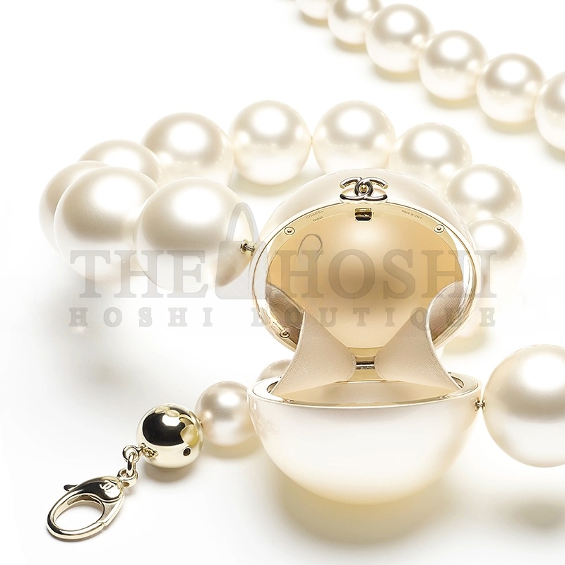 Ch**el PEARL NECKLACE MINAUDIERE AS5860 (8.5cm) Master Quality