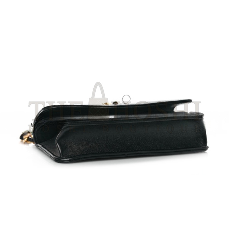 Ch**el LAMBSKIN QUILTED 19 FLAP PHONE HOLDER WITH CHAIN AP3067 B04852 94305 (17*10.5*3cm) Master Quality