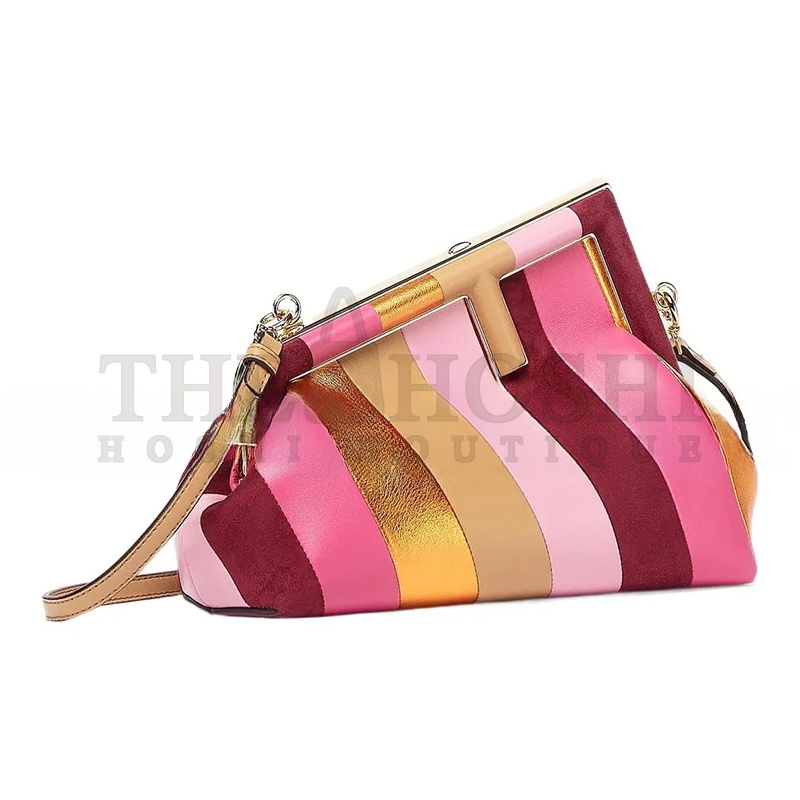 F**di FIRST LEATHER CLUTCH BAG IN PINK 8BP129AJS8F0MWU (26*18*9.5cm) Master Quality