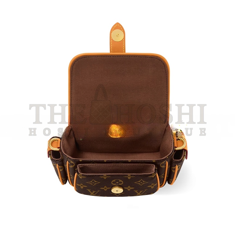 L0vis Vvtt0n CARGO WEARABLE WALLET M14742 (23*14*10cm) Master Quality