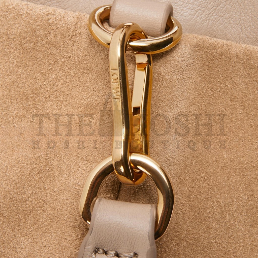 L0ew* MINI FLAMENCO CLUTCH IN NAPPA CALFSKIN 0011191020 (23.9*18*9cm) Master Quality