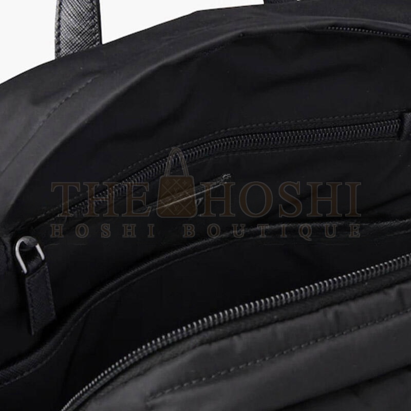 Pra*a BLACK RE-NYLON AND SAFFIANO LEATHER BACKPACK 2VZ028 (43*29*16cm) Master Quality
