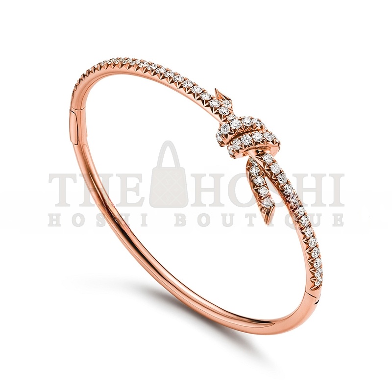 T*f*ny KNOTBANGLE IN ROSE GOLD WITH D1am0ndS 74153054 Master Quality