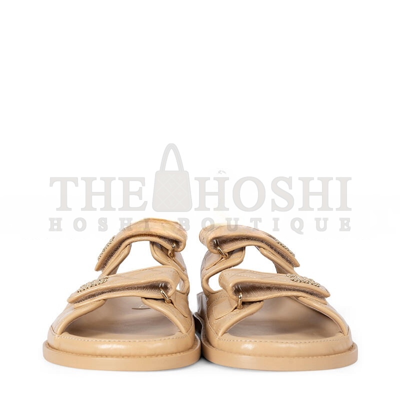 Ch**el LAMBSKIN QUILTED VELCRO DAD CHAIN CC SLIDE SANDALS Master Quality