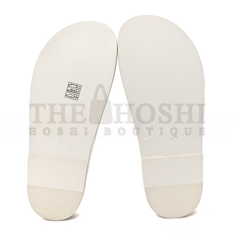 Ch**el LAMBSKIN QUILTED VELCRO DAD CHAIN CC SLIDE SANDALS Master Quality