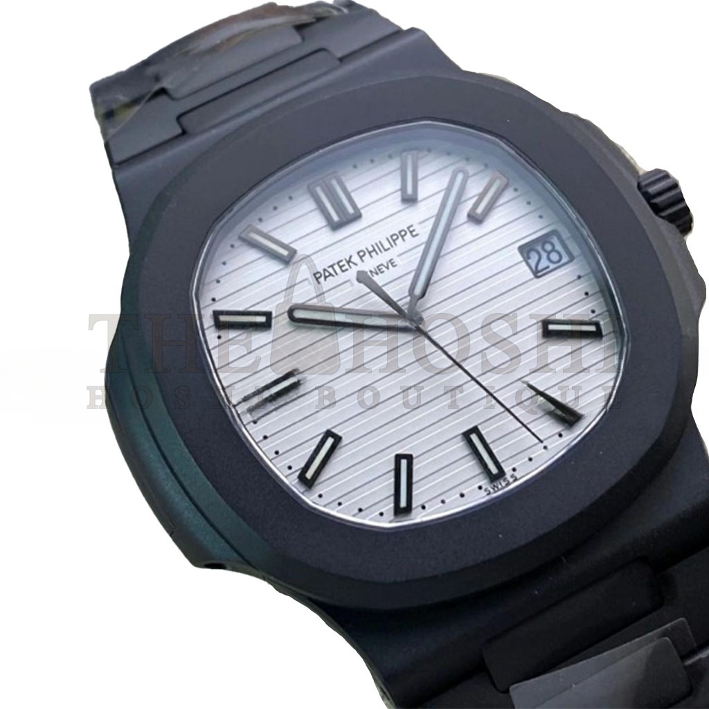 Pat*k Phi1i*pe NAUTILUS VERSION D1am0nd CARBON COATED CASE 40MM WATCH 5711A Master Quality